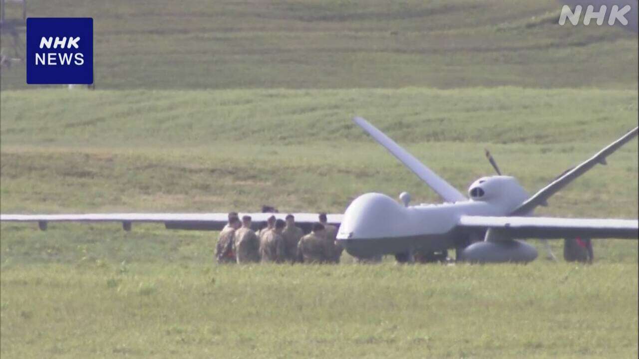 米軍嘉手納基地 無人偵察機から一時白煙