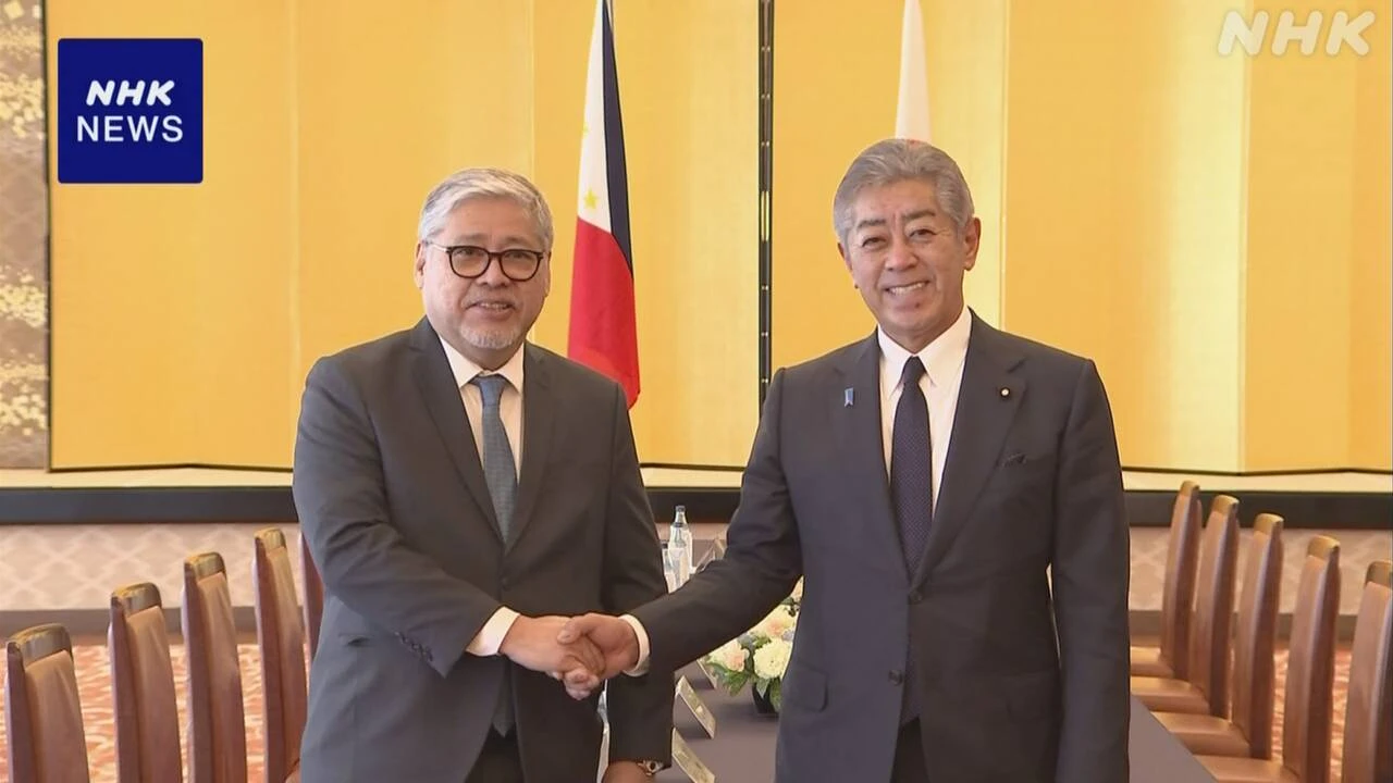 日比外相が会談 中国念頭に戦略対話を年内開催で一致