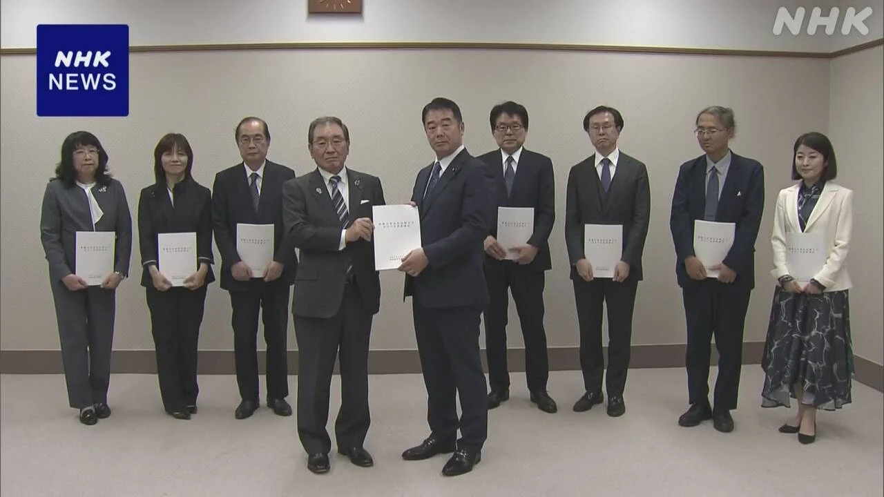 財政審 基礎的財政収支の黒字化 “来年度にかけ早期に”