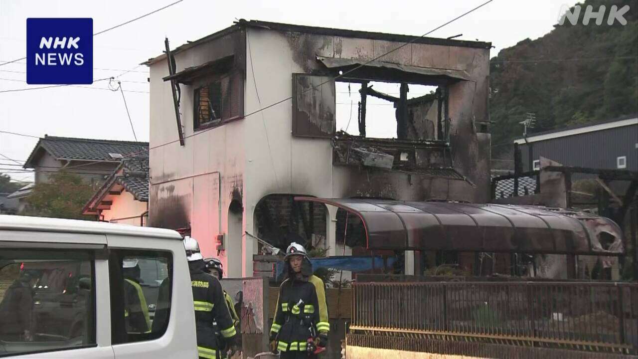 北九州 住宅で火事 焼け跡から2人の遺体 女性1人病院に搬送