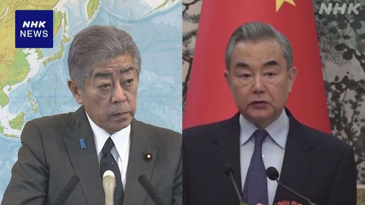 岩屋外相 北京で日中外相会談へ 王毅外相と対面では初