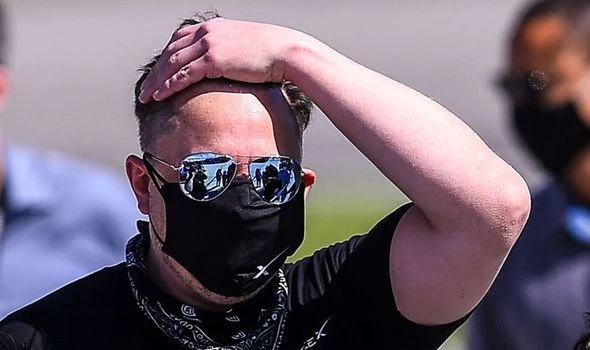 Musk humiliated as returning SpaceX crew wearing nappies after toilet broke