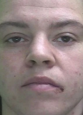 Conwoman befriends pensioners with dementia to steal thousands of pounds