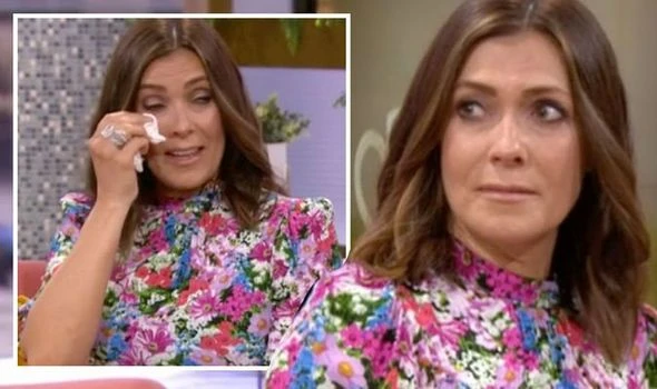 Kym Marsh breaks down in tears as she speaks on father's cancer diagnosis 'So difficult!'