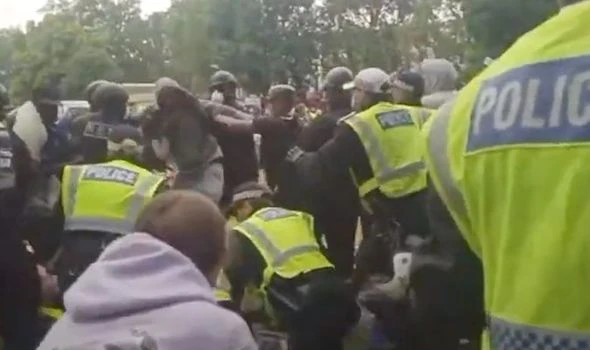 London protest chaos as riot police brawl with angry anti-lockdown crowd – fury at Boris