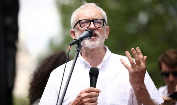 Jeremy Corbyn attends pro-Palestine protest outside No10 - even though Boris isn't there
