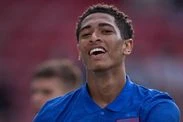 Man Utd handed Jude Bellingham transfer blow as Dortmund draw up contract plans