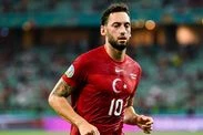 Hakan Calhanoglu given transfer decision deadline amid Arsenal interest