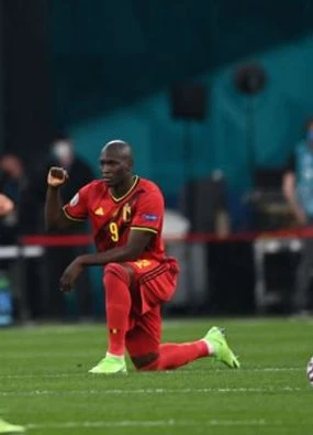 Russia fans boo Belgium players for taking the knee before Euro 2020 clash