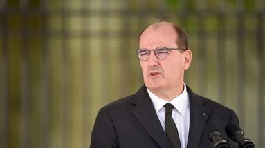 Cas contact, le Premier ministre Jean Castex va se placer durant sept jours à l'isolement
