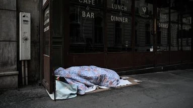 Hébergement des sans-abri : les 43.000 places créées depuis la crise prolongées jusqu'en 2022