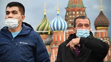 Covid-19 : Moscou décrète des vaccinations obligatoires face à une situation 