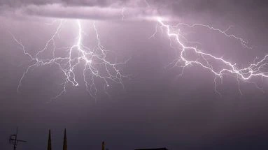 VIDÉO - Plusieurs blessés, des coupures de courant et des inondations dans le Sud-Ouest après de violents orages