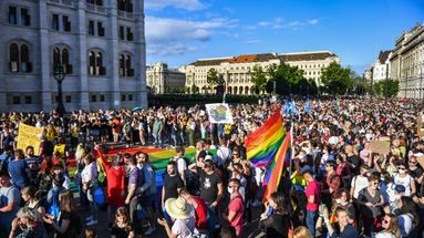 Droits LGBT en Hongrie : 13 pays européens appellent Bruxelles à agir