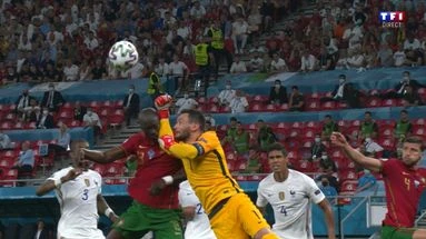 VIDÉO - Portugal-France : la sortie dangereuse au poing de Lloris sur Danilo