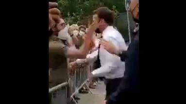 Emmanuel Macron giflé : 