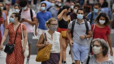EN DIRECT - Le port du masque devrait être levé le 1er juillet en extérieur et maintenu à l'intérieur, selon Jérôme Salomon