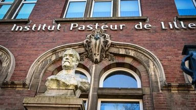 EN DIRECT - Covid-19 : l'Institut Pasteur de Lille teste un nouveau traitement par suppositoire