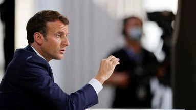 Emmanuel Macron fait de la lecture une 