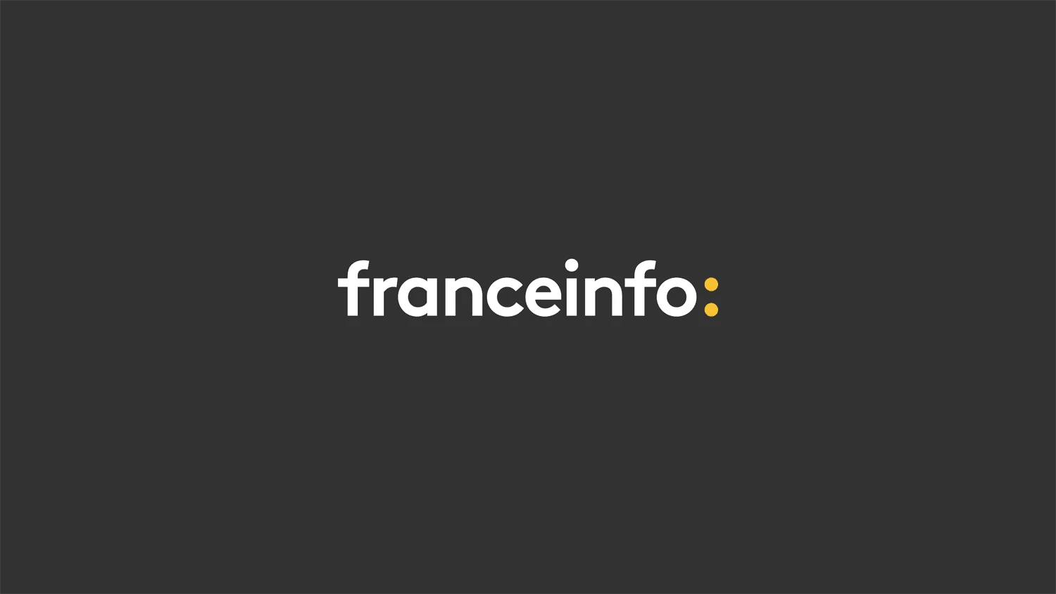 Regardez la prestation de Monroe, la candidate française à l’Eurovision, sur sa chanson “Regarde !”