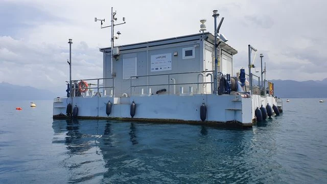 Laboratoire flottant du lac Léman : 