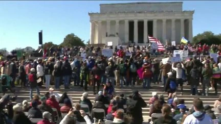 États-Unis : manifestations après les coupes budgétaires de Trump dans les sciences