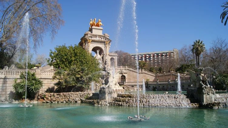 Français du monde. L’Espagne rouvre ses portes aux touristes français