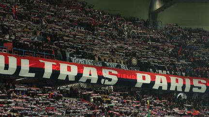 Ligue 1 : nouveaux chants insultants entonnés lors de PSG-OL, le match brièvement interrompu