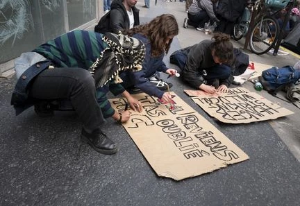 Manifestations propalestiniennes : la police a évacué un rassemblement devant Sciences Po Paris