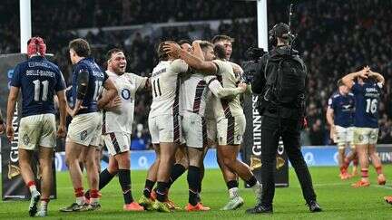 Six nations 2025 : le résumé de la frustrante défaite des Français dans les dernières secondes du Crunch face aux Anglais