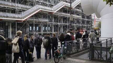 Le Centre Pompidou fait le plein de visiteurs avant sa fermeture pour travaux