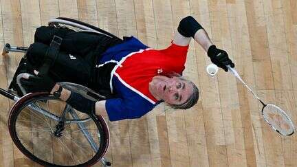 A 60 ans, l'Allemand Thomas Wandschneider remporte le match de badminton le plus long de l'histoire des Jeux paralympiques