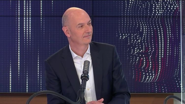Sortie de crise du Covid-19, panne des numéros d'urgence et accord mondial sur la taxation des multinationales... Le 