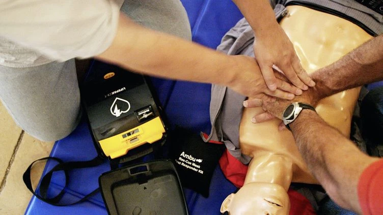 Malaise cardiaque : apprendre les gestes qui sauvent des vies