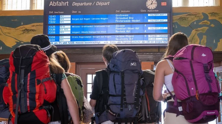 Allemagne : les voyageurs bloqués par une grève massive du rail