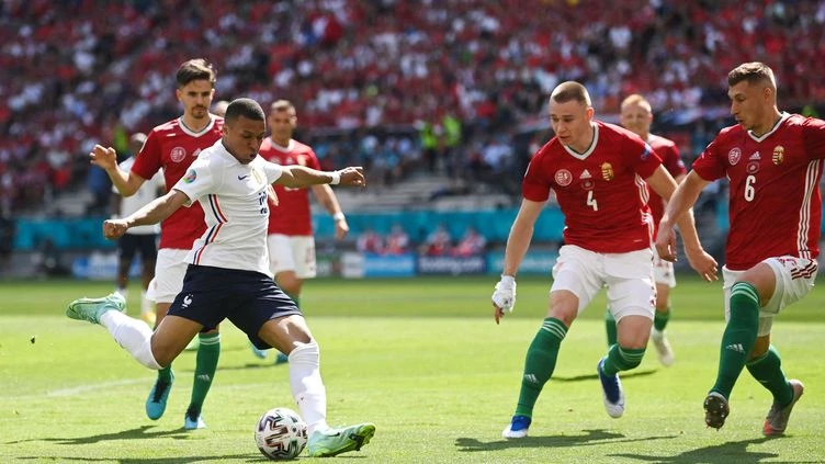 Euro 2021 : 12,3 millions de téléspectateurs devant Hongrie-France sur TF1