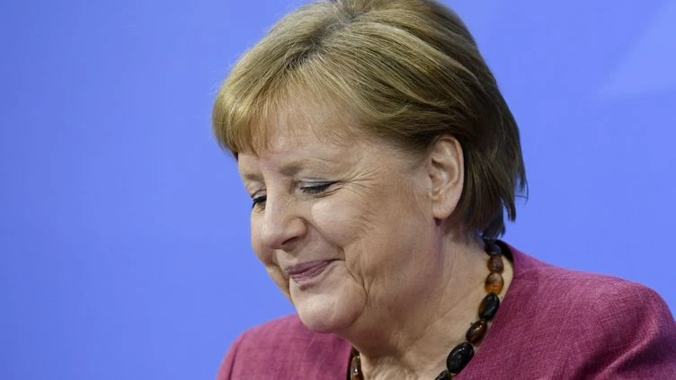 Allemagne : Angela Merkel passera la main cet été, après 16 ans d'exercice du pouvoir