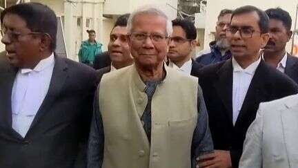 Bangladesh : de retour chez lui, Muhammad Yunus est attendu en sauveur