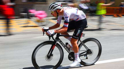 Cyclisme : Tadej Pogacar remporte en solitaire le Grand Prix de Montréal, Julian Alaphilippe troisième