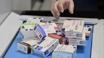 Notice dématérialisée dans les boîtes de médicaments : des associations demandent le maintien de la notice papier