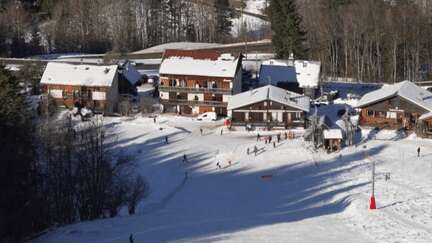 Sports d'hiver : direction la station de ski du Granier, gérée par des bénévoles