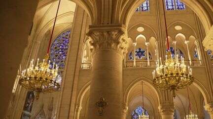 Notre-Dame de Paris fascine avec son nouvel éclairage et ses 