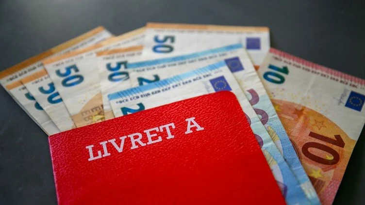 Livret A : les Français vont-ils moins épargner durant l'été ?