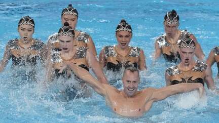 Paris 2024 : pour la première fois, les hommes peuvent participer aux compétitions de natation artistique