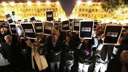 10 ans après Charlie Hebdo, Justin Trudeau s'en va et une voix mythique disparait : ça dit quoi ce 7 janvier ?