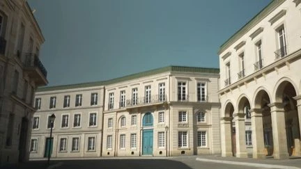 Cinéma : dans les coulisses des décors d'un faux Paris plus vrai que nature