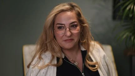 Marilou Berry en bonne sœur dans 