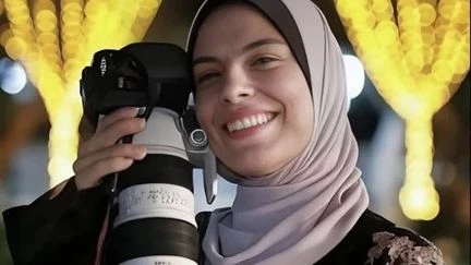 La photojournaliste Fatima Hassouna, héroïne d'un documentaire programmé au Festival de Cannes, tuée lors d'un bombardement à Gaza
