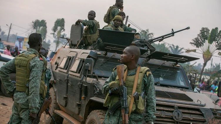 Centrafrique : la France se fâche et coupe son aide militaire et financière à Bangui