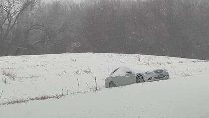 États-Unis : cinq morts, accidents en série, coupures massives d'électricité... Les dégâts du froid glacial